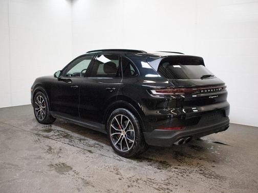 2024 Porsche Cayenne S