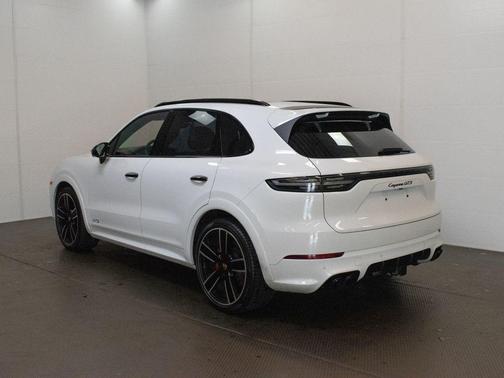 White 2022 Porsche Cayenne GTS