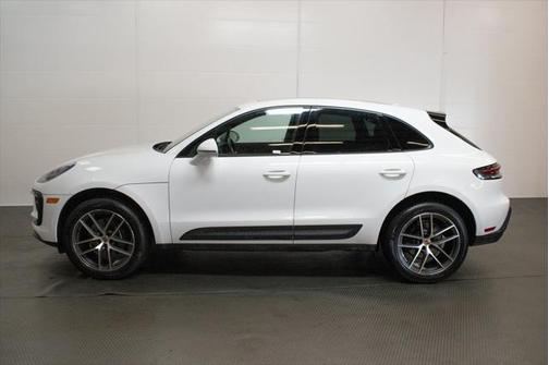 White 2024 Porsche Macan Macan