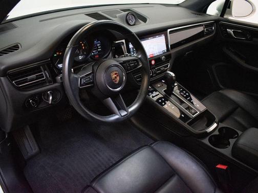 White 2024 Porsche Macan Macan