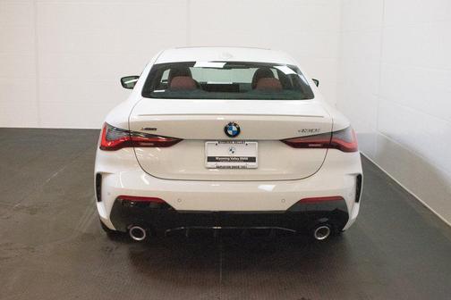 Alpine White 2026 BMW 430 i xDrive