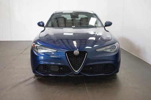 Montecarlo Blue Metallic 2018 Alfa Romeo Giulia Ti Sport
