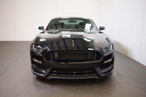 2016 Ford Shelby GT350 Base