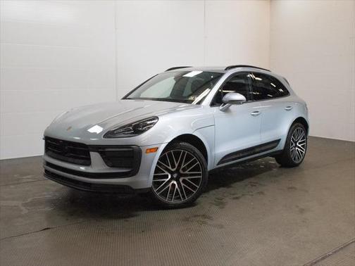 2024 Porsche Macan Base