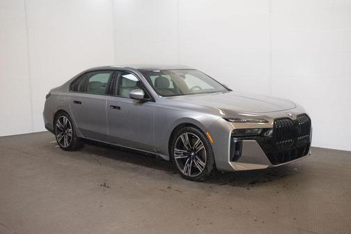 2023 BMW 760 i xDrive