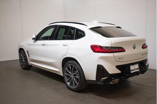 2022 BMW X4 xDrive30i