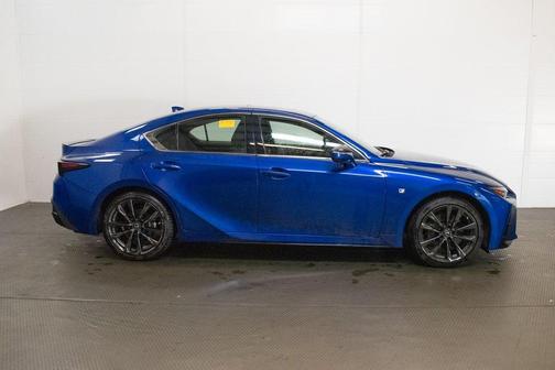 2022 Lexus IS 350 Base