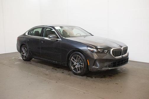 Dark Graphite 2026 BMW 530 i xDrive