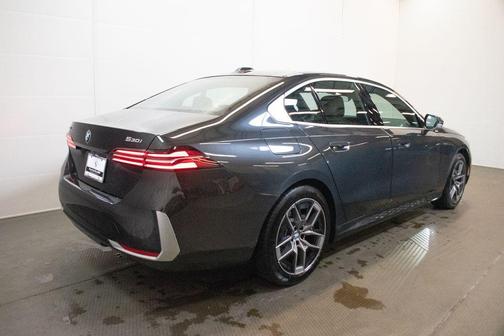 Dark Graphite 2026 BMW 530 i xDrive