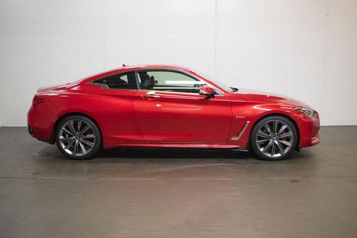 Dynamic Sunstone Red 2018 INFINITI Q60 3.0t Red Sport 400