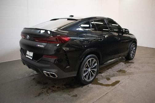 2025 BMW X6 M60i