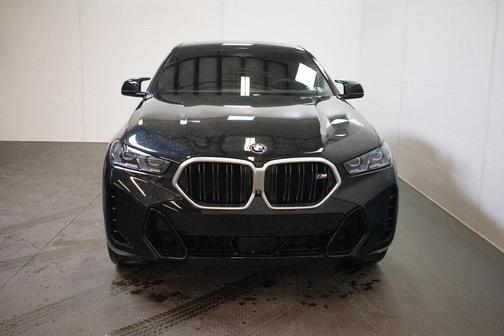 2025 BMW X6 M60i