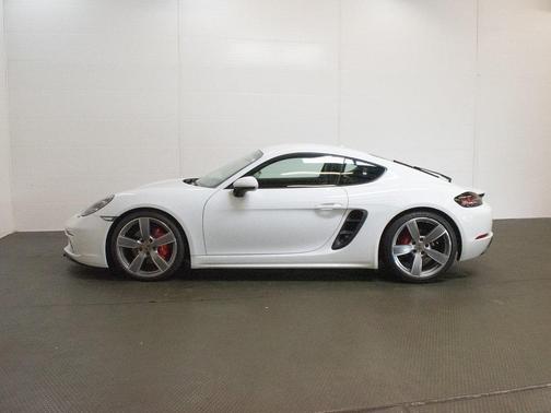 2017 Porsche 718 Cayman S