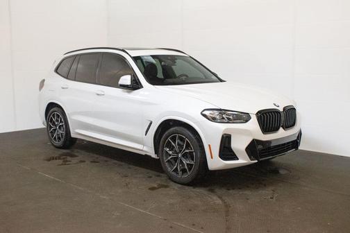 Mineral White Metallic 2023 BMW X3 xDrive30i