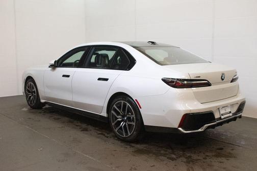 White Metallic 2026 BMW 740 xDrive