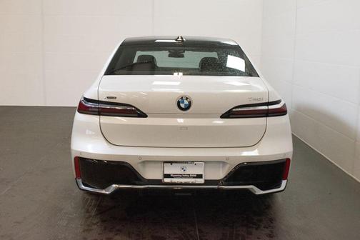 White Metallic 2026 BMW 740 xDrive