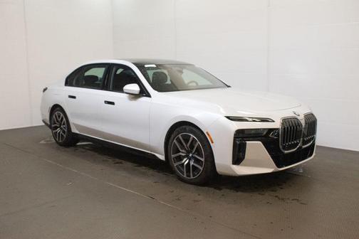 White Metallic 2026 BMW 740 xDrive