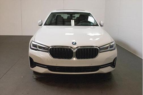 2022 BMW 530e Base