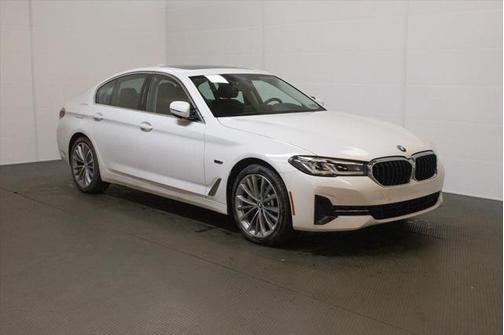 2022 BMW 530e Base