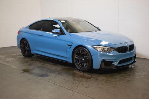 Yas Marina Blue Metallic 2017 BMW M4 Base