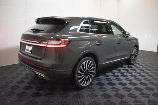 2022 Lincoln Nautilus Black Label