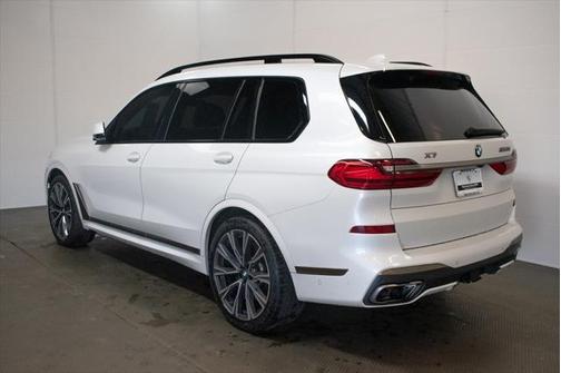 2021 BMW X7 M50i