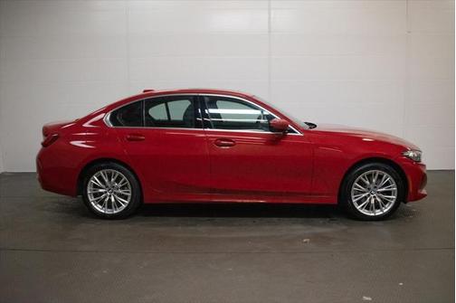 2024 BMW 330 i xDrive
