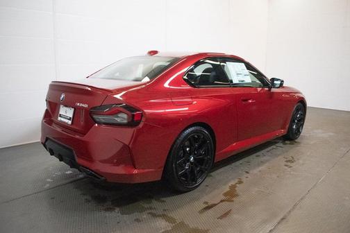 2026 BMW M240 i xDrive