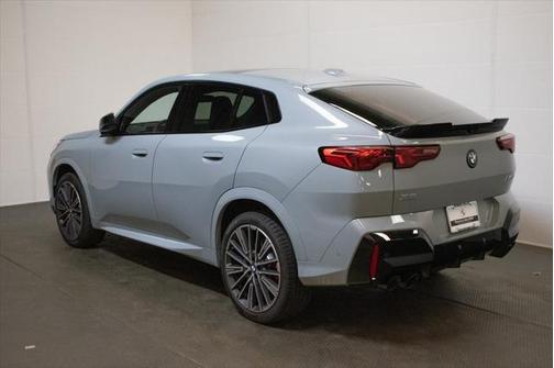 2025 BMW X2 M35i
