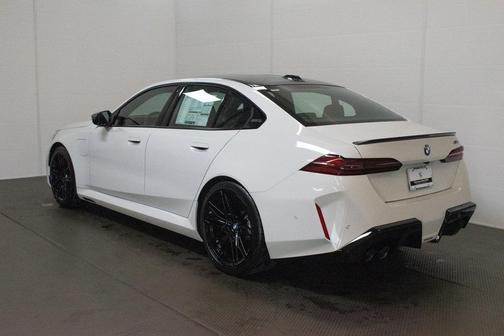 2026 BMW M5 Base