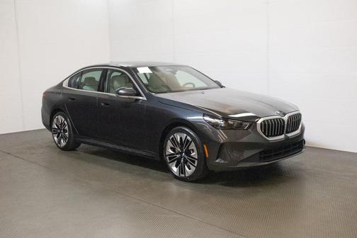 2026 BMW 530 i xDrive