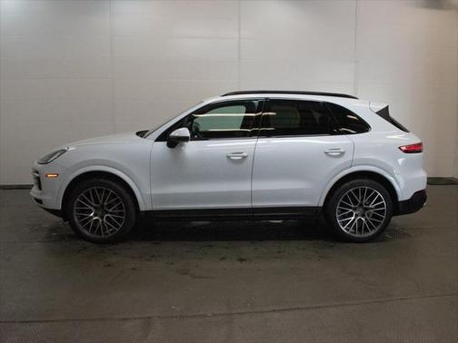 2022 Porsche Cayenne S