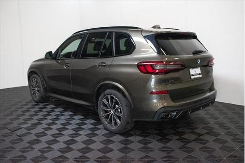 2022 BMW X5 M50i