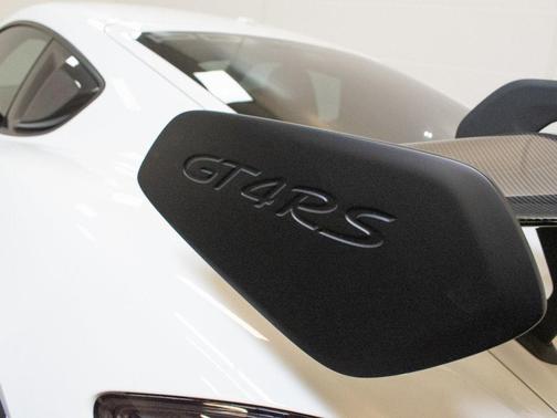 2024 Porsche 718 Cayman GT4 RS