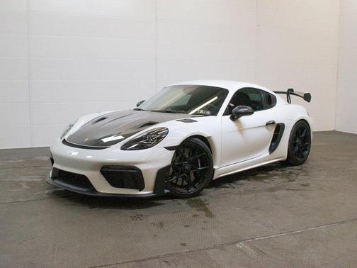2024 Porsche 718 Cayman GT4 RS