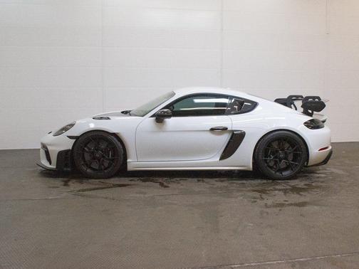 2024 Porsche 718 Cayman GT4 RS