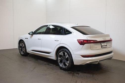 Glacier White 2023 Audi e-tron Sportback S line Premium Plus