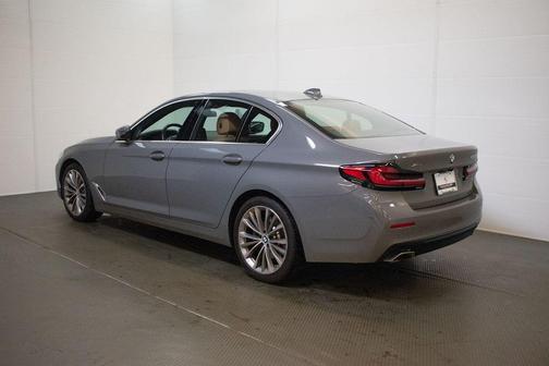 Bernina Gray Amber Effect Metallic 2022 BMW 530 i xDrive