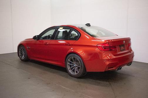 Sakhir Orange II Metallic 2018 BMW M3 Base