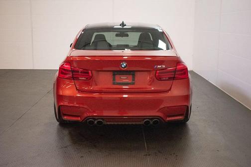 Sakhir Orange II Metallic 2018 BMW M3 Base