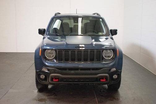 2023 Jeep Renegade Trailhawk