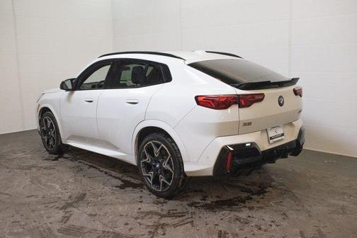 2025 BMW X2 M35i