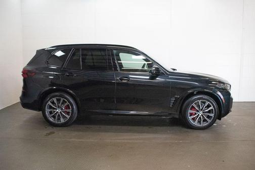 Black Sapphire Metallic 2026 BMW X5 xDrive40i