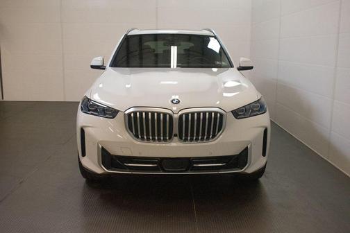 Alpine White 2026 BMW X5 xDrive40i