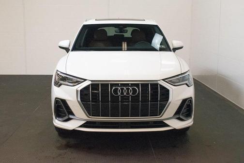 2023 Audi Q3 Premium 45 TFSI S line quattro Tiptronic