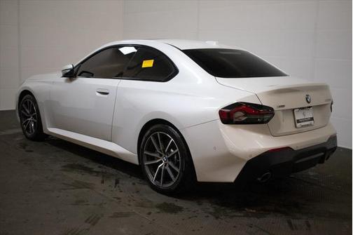 2024 BMW 230 i xDrive