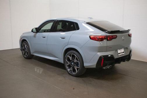 2025 BMW X2 M35i
