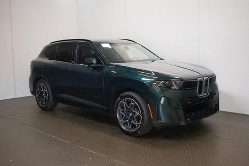 Vancouver Green Metallic 2027 BMW X5 40 xDrive