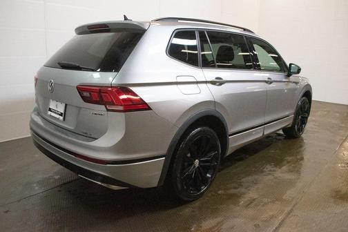 2020 Volkswagen Tiguan 2.0T SE R-Line Black 4MOTION