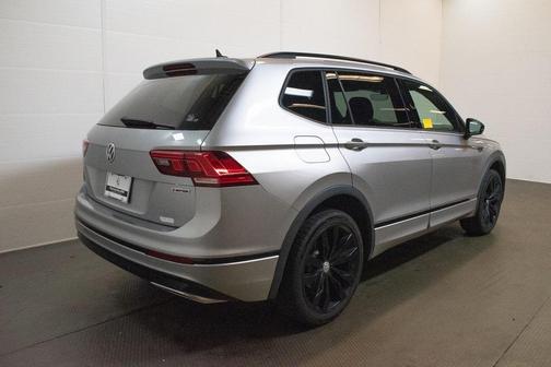 2020 Volkswagen Tiguan 2.0T SE R-Line Black 4MOTION